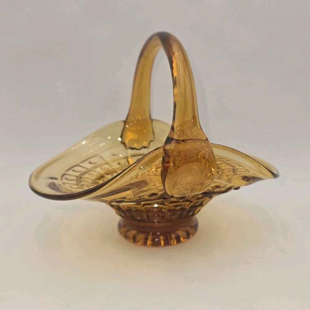 L.E. Smith Amber‎ Glass Basket  Button Panel Pattern  Vintage Mid-Century Candy